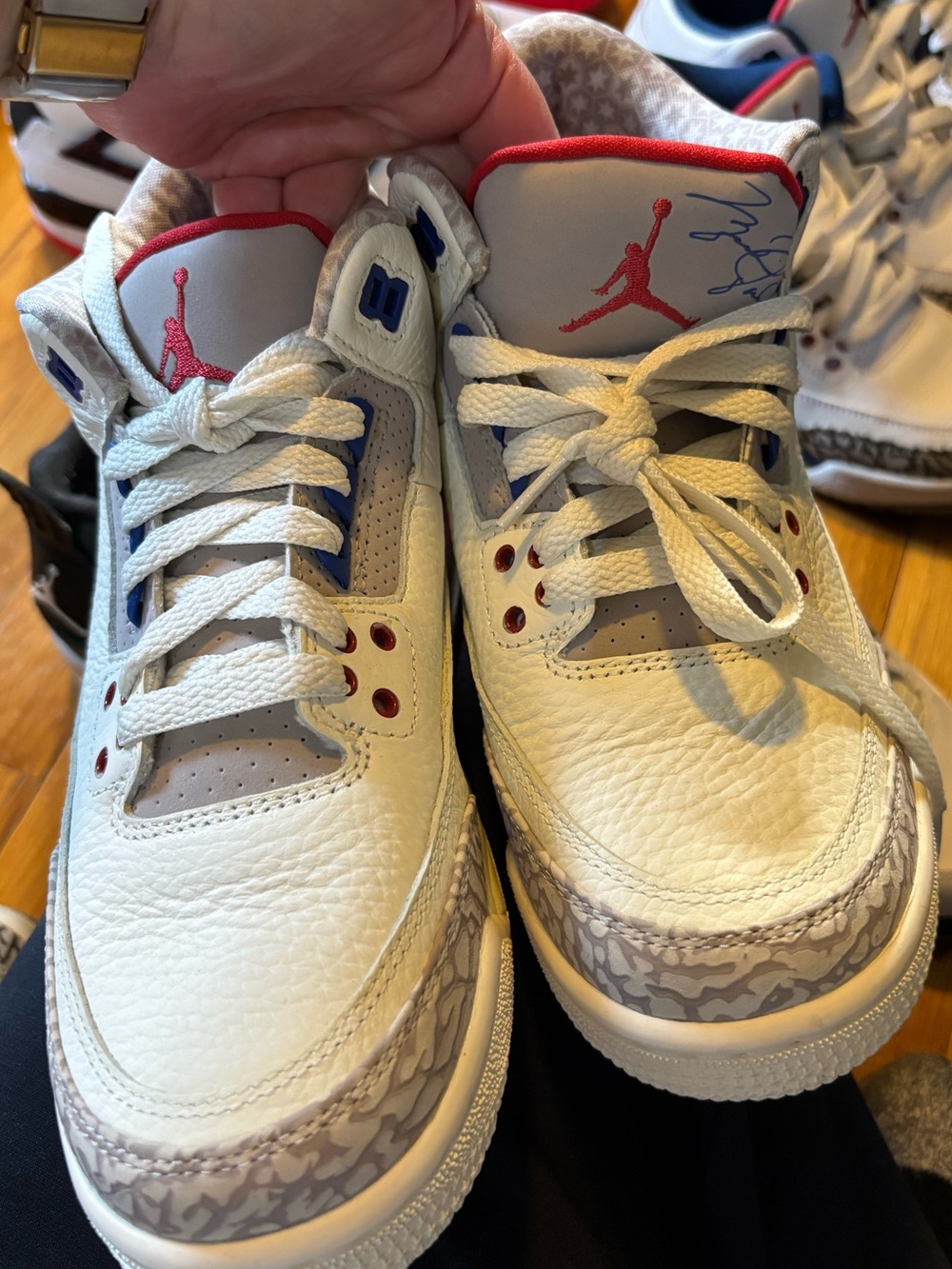 Jordan GS INTERNATIONALS- DEADSTOCK